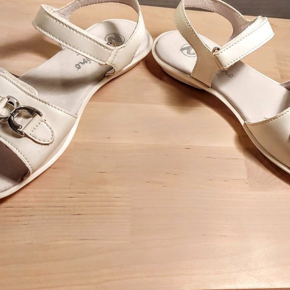 "Naturino" Brand New Girls White Leather Sandals Size 31 (US 13) - Picture 3 of 6